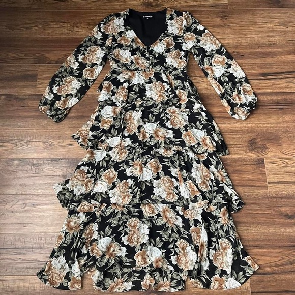 En Saison Dresses & Skirts - En Saison Floral Tiered Maxi Dress Women Medium‎ Cottagecore Boho Wedding Guest